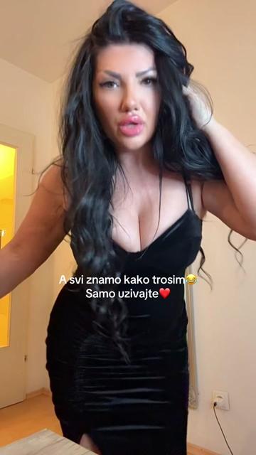 @๐ค๐ค๐ค๐ฆโฌ