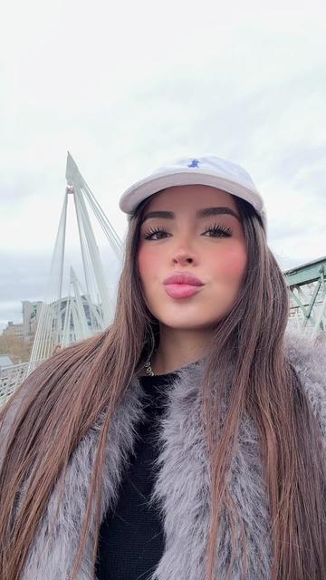 @Valentina