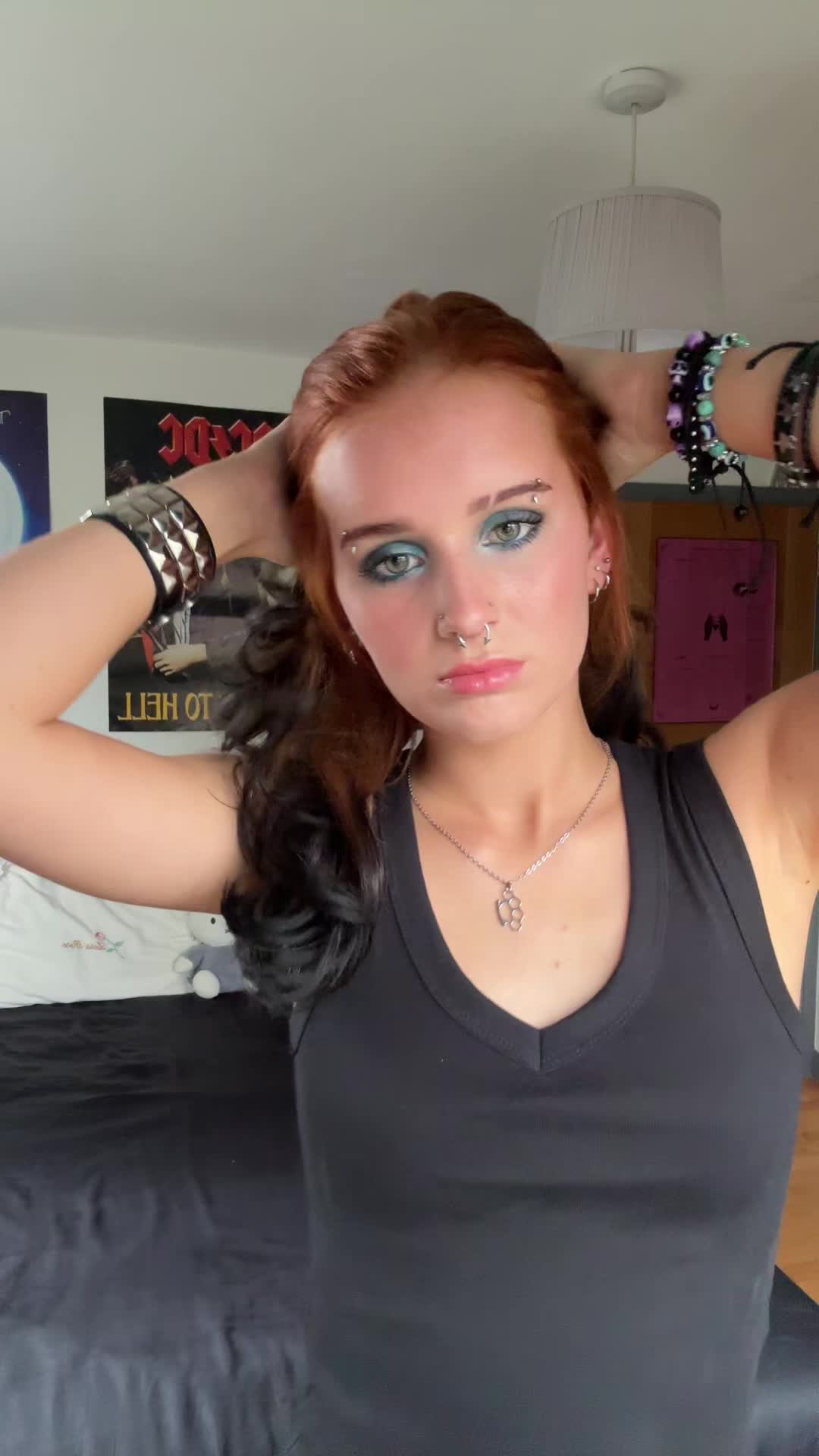 @lara-rose ✮⋆˙