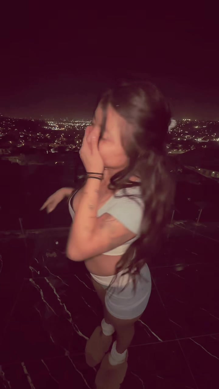@000_27