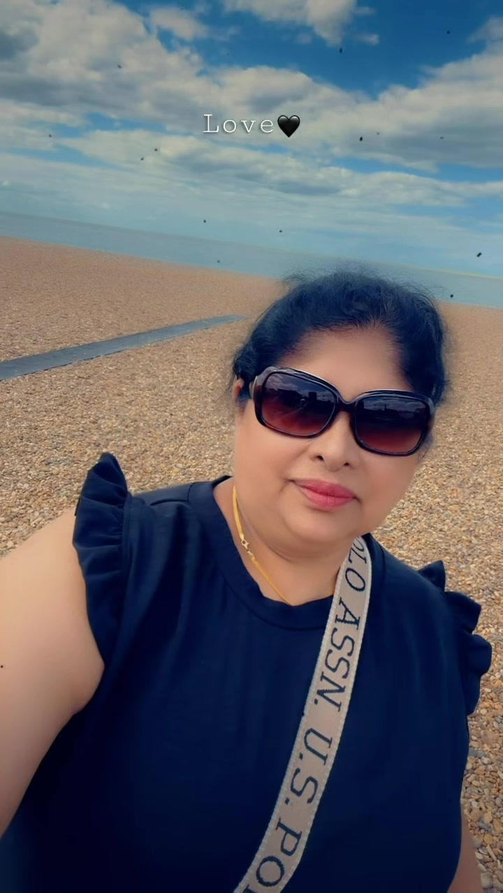 @Dilani 🇬🇧
