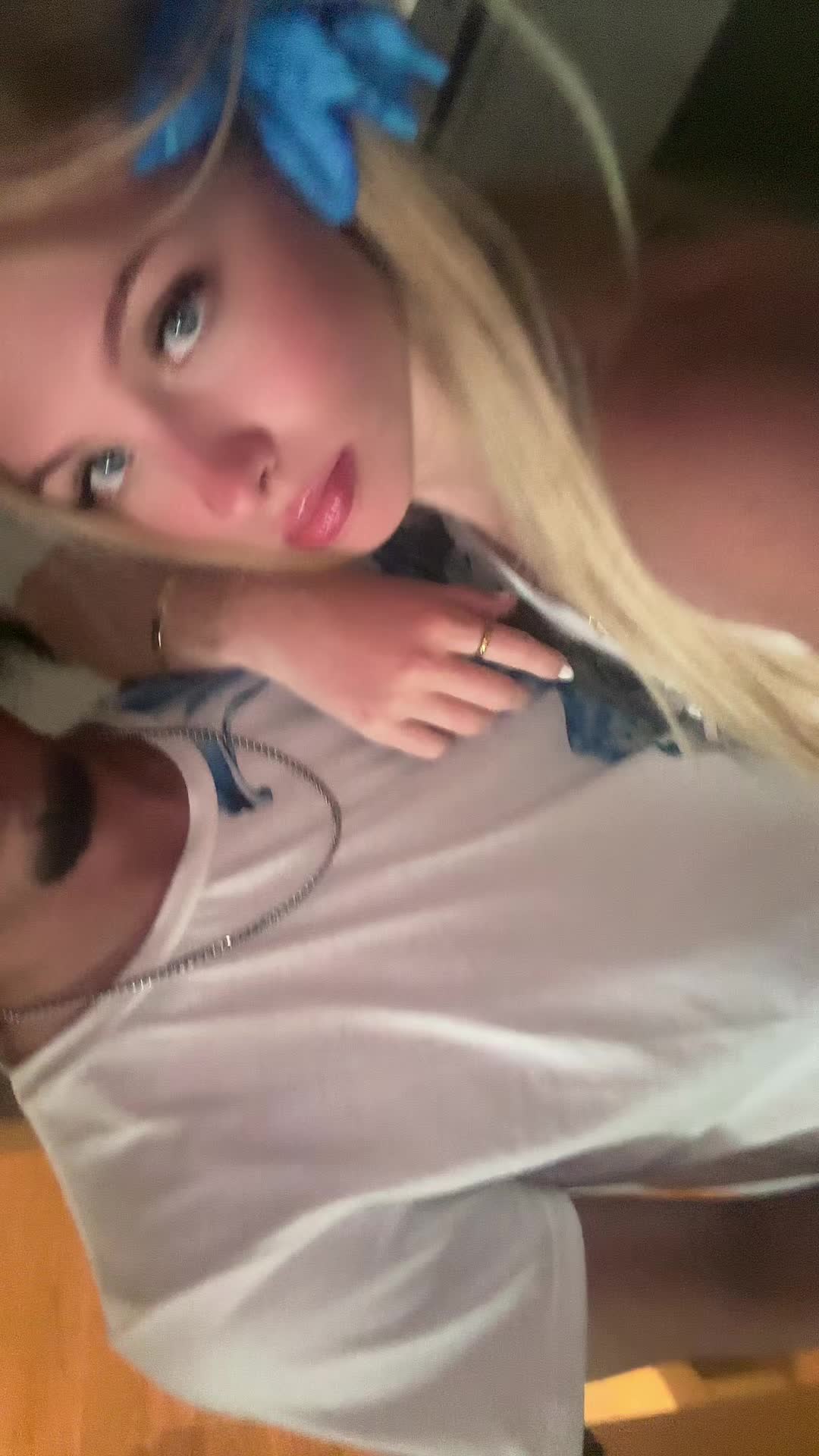 @Youraverageblonde