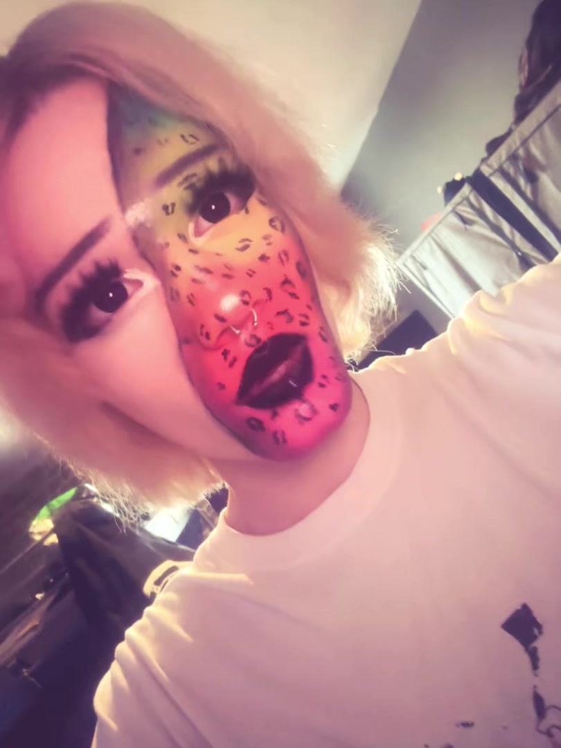 @・𝓒𝓺𝓫𝓮𝓻𝓯𝓪𝓬𝓮・