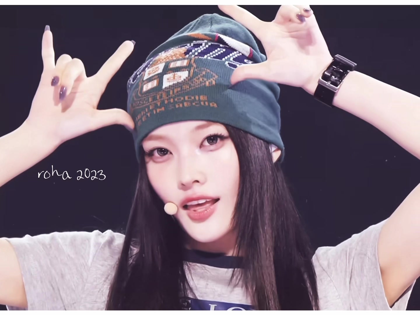 @֪ 🪽 ׁ ۪| fanpage for illit