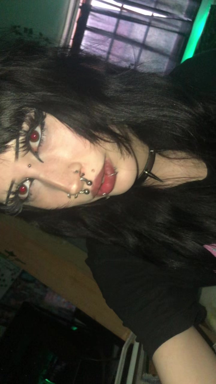 @_rotten.vampire_