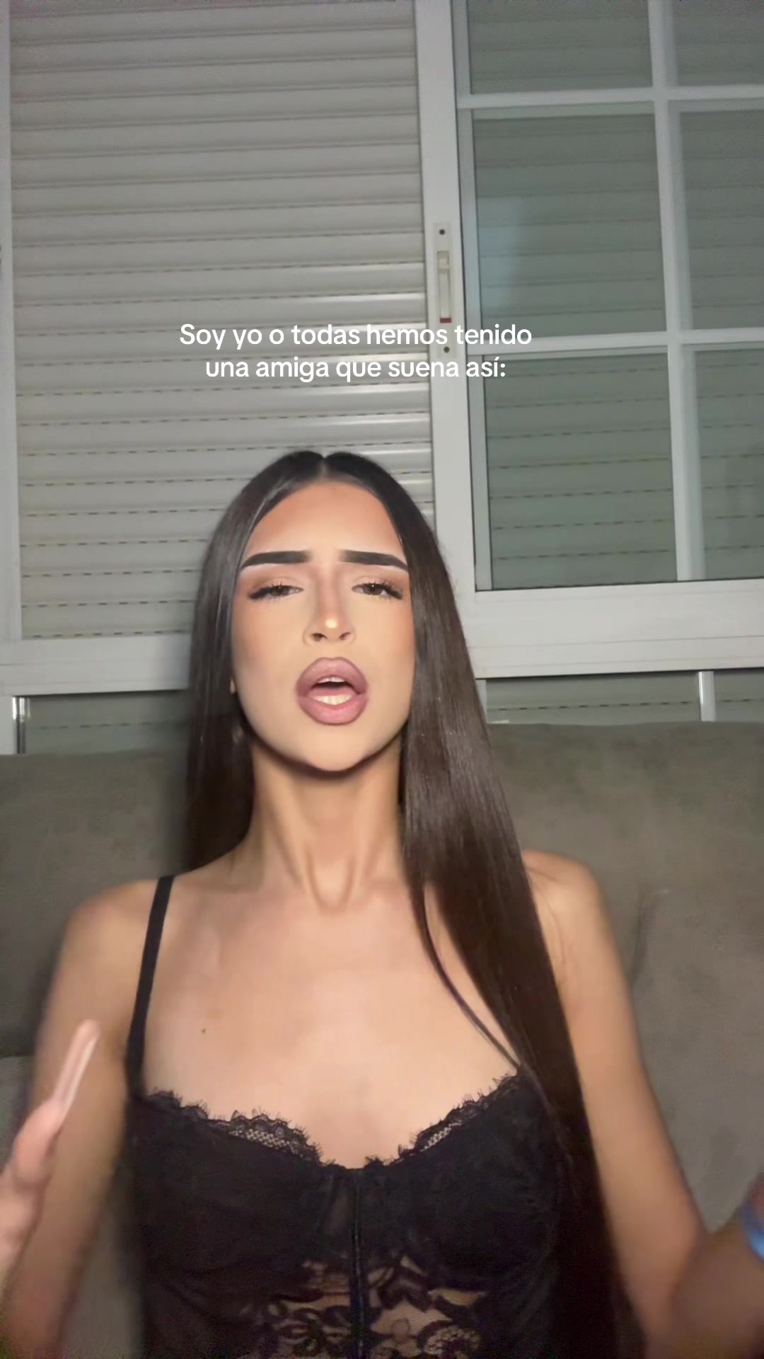 @chloecalvache_