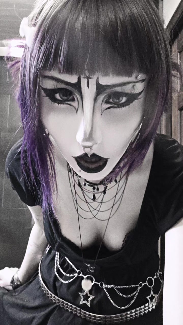 @🐈&zwj;⬛ 𝔯𝔬𝔬𝔯𝔦𝔨𝔞 .⋆♱