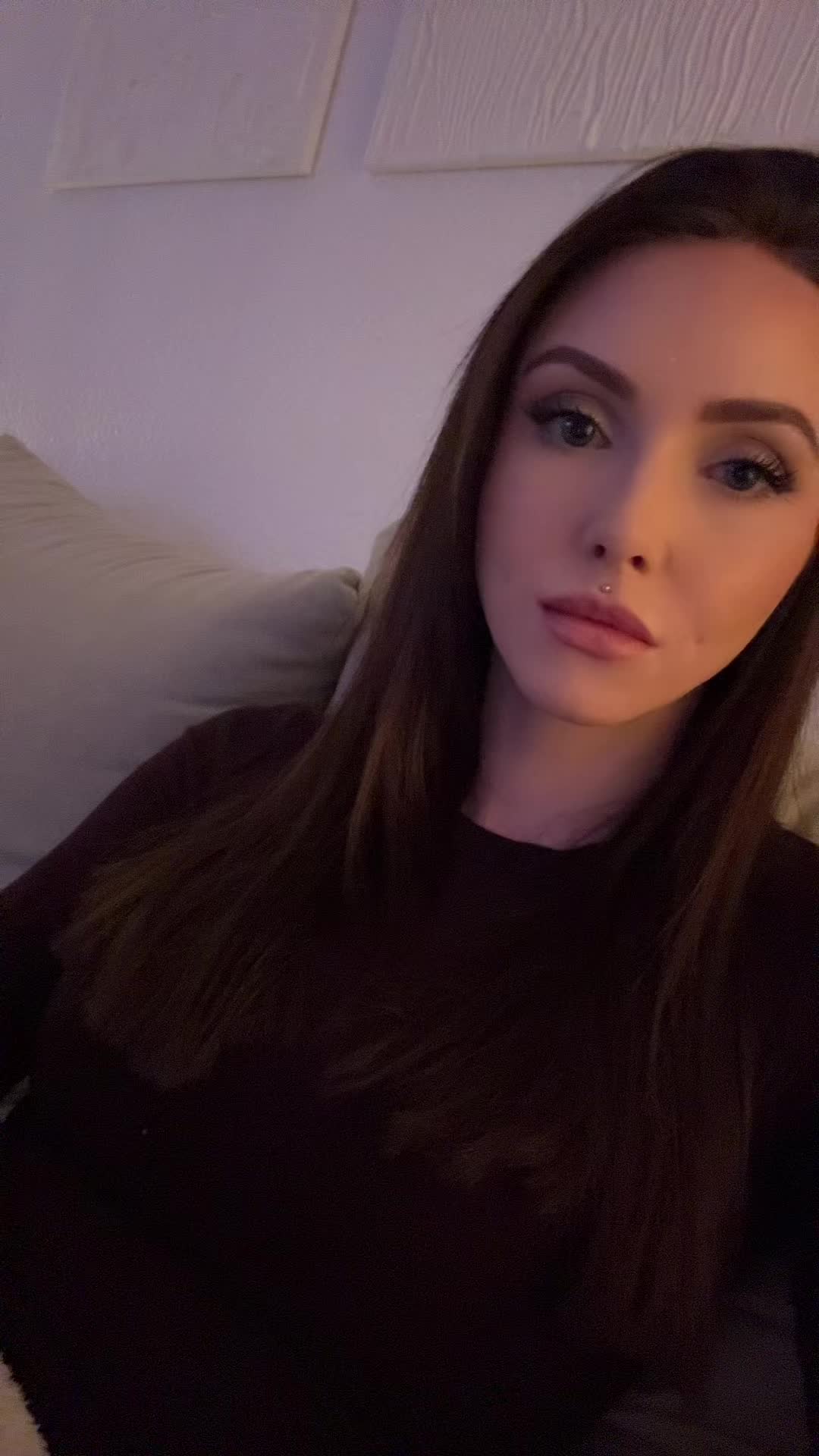 @mimiuschka