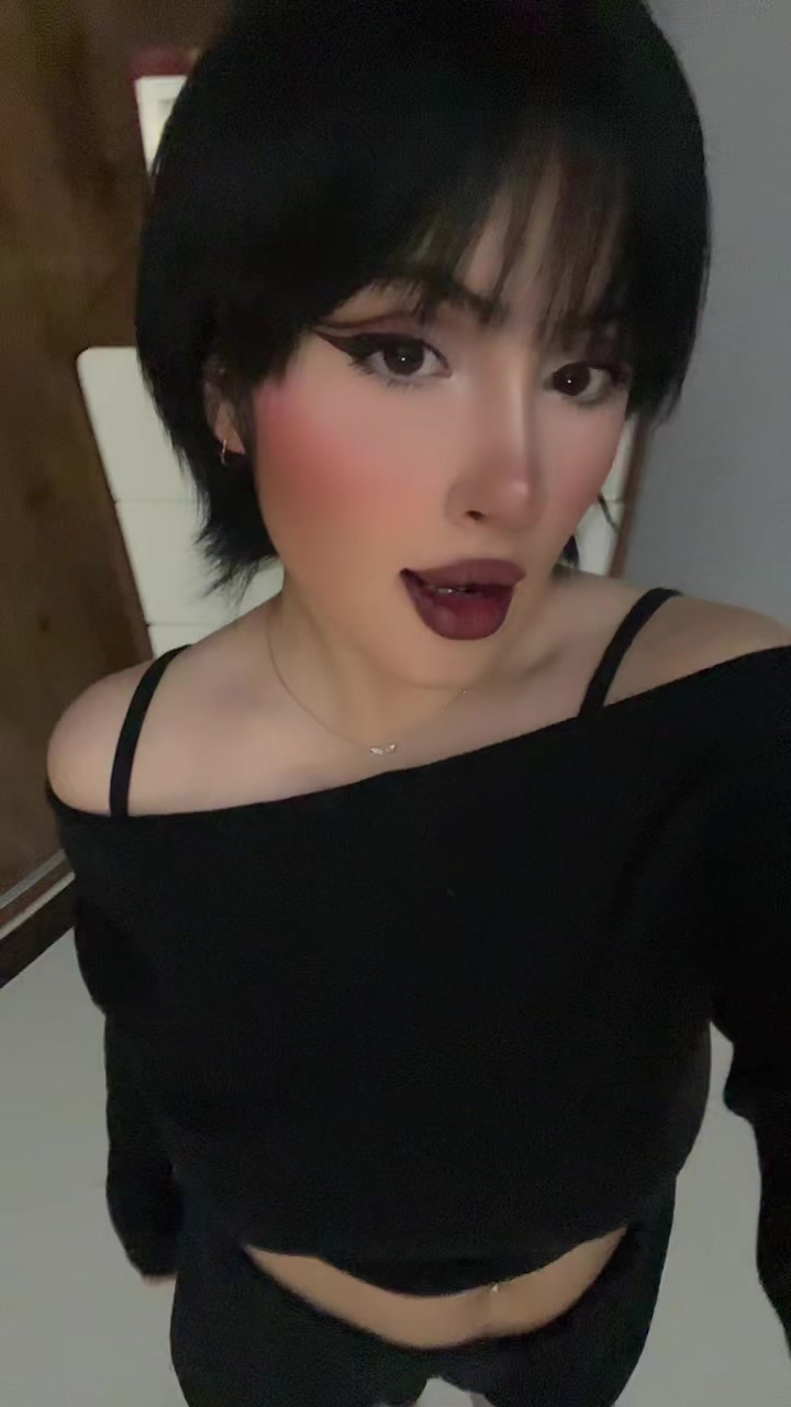 @kimieowmeow