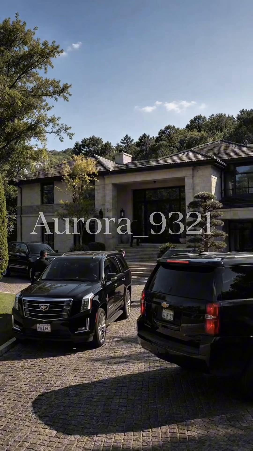 @Aurora