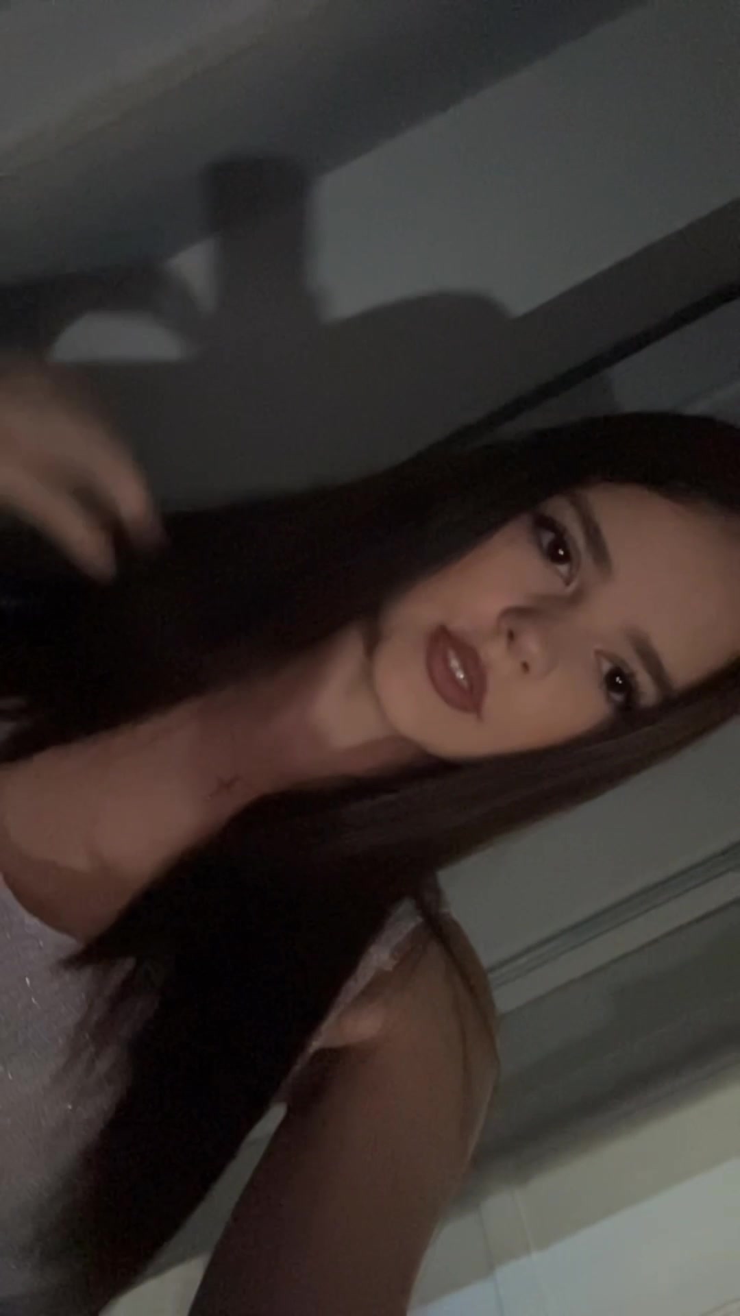 @️