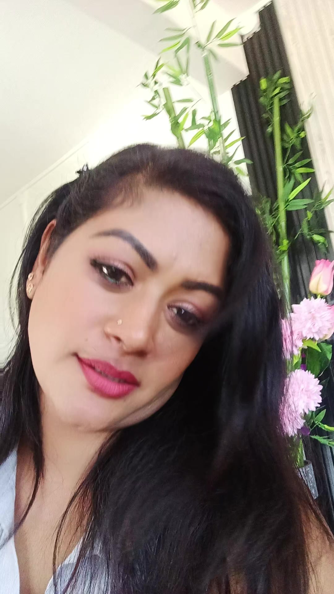 @Nivi