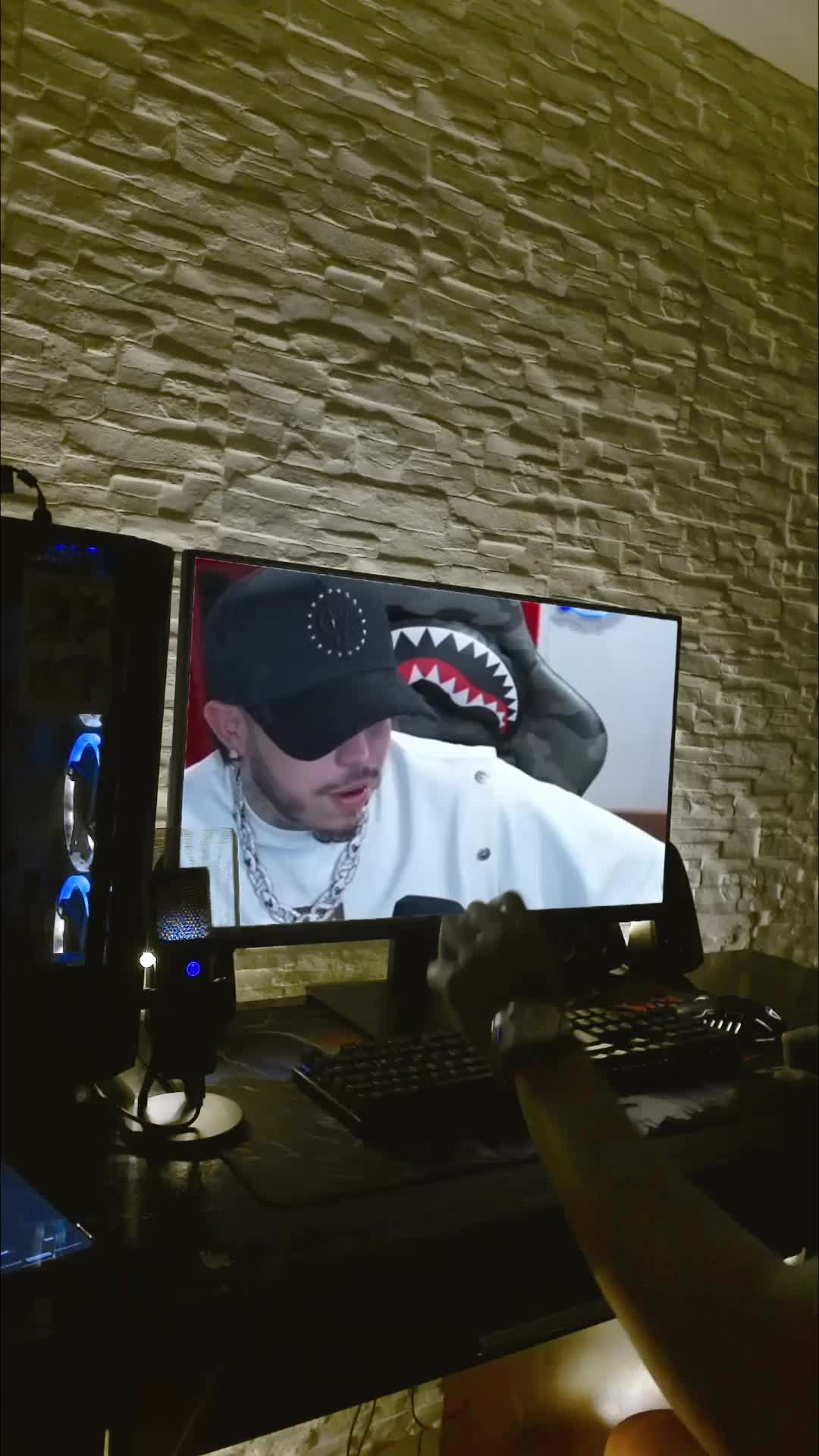 @soy_julian