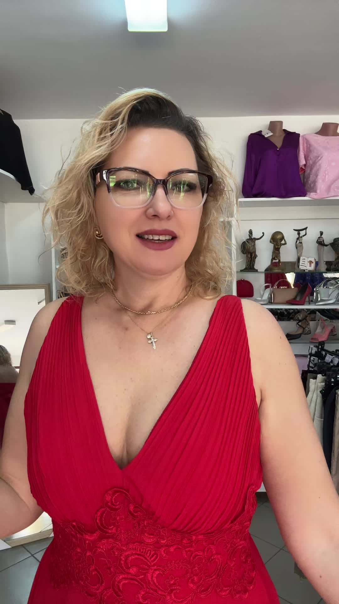 @Elena Ely