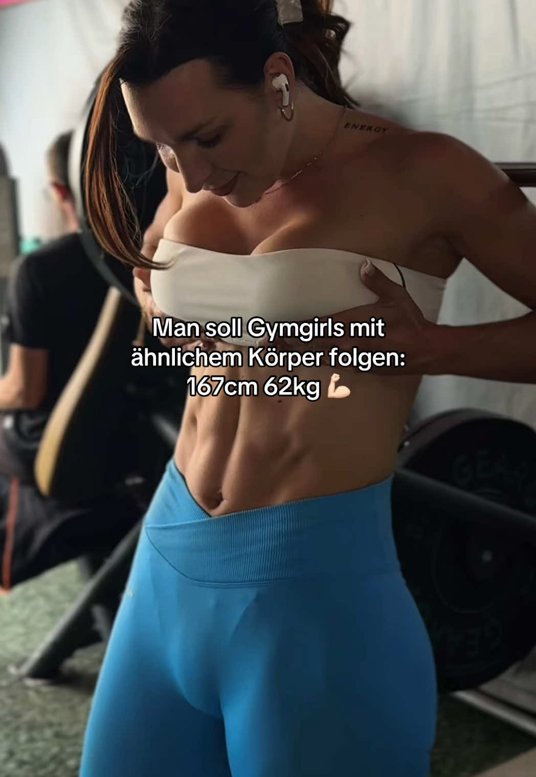 @Eva | Fitness & Lip&ouml;dem