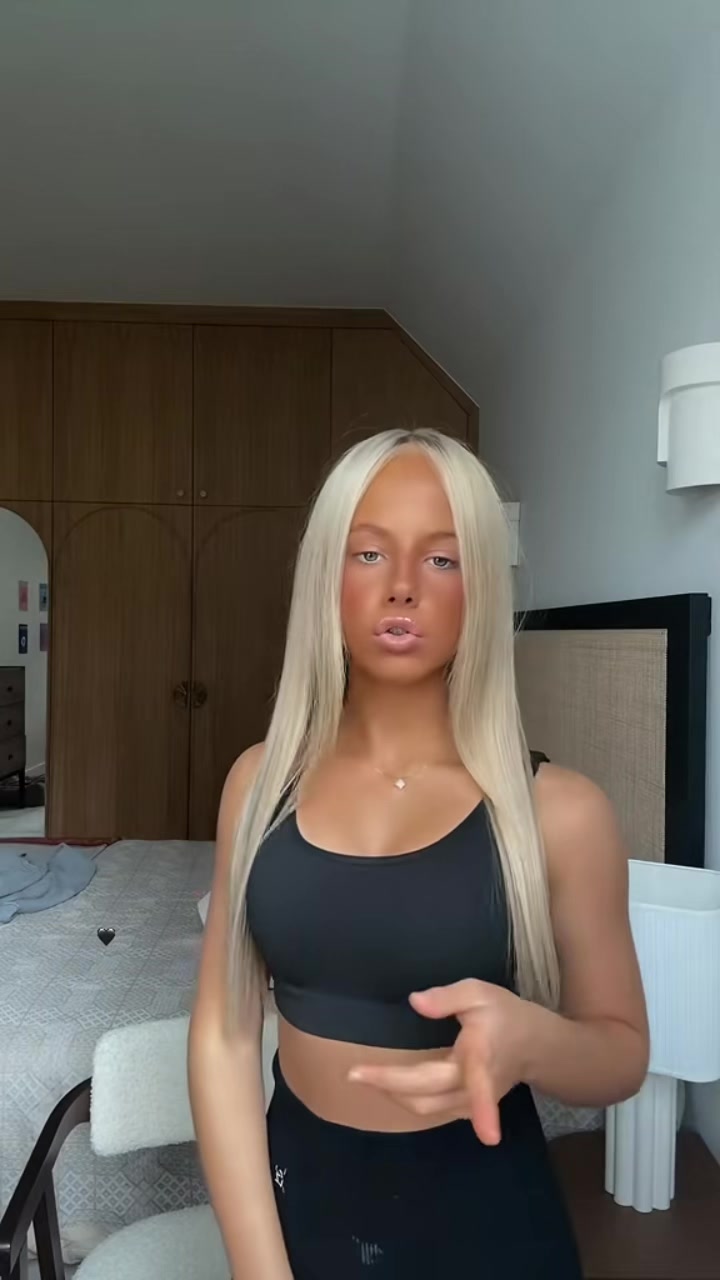 @𝐋𝐢𝐥𝐲🩵🌈🍒🧿🐠🪸💿