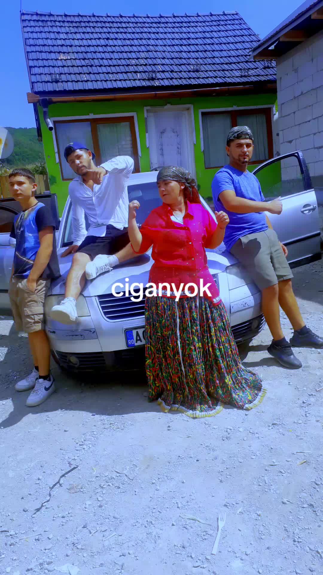 @kiraszasz