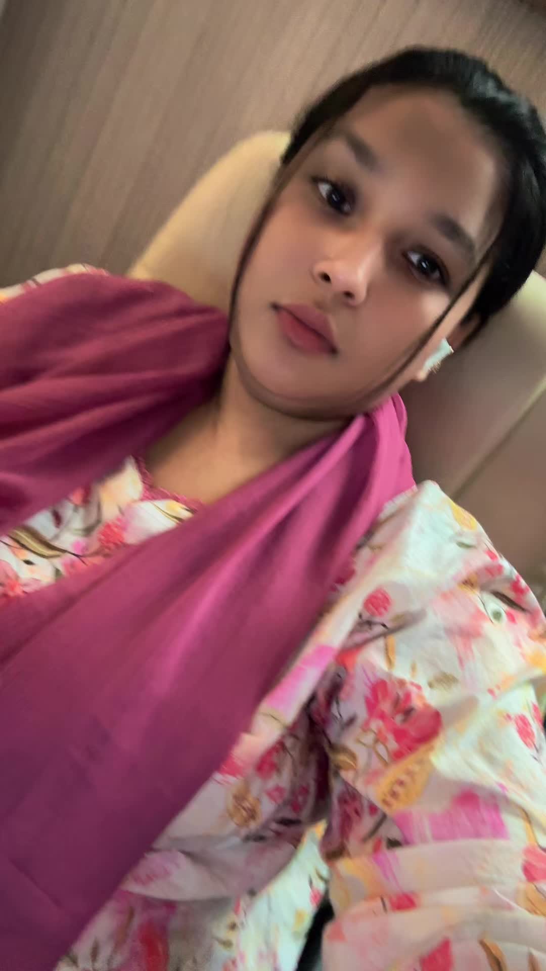 @Soniya UK🇬🇧live