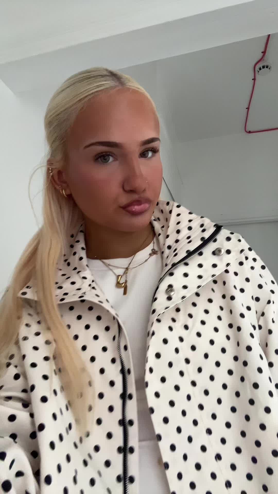 @𝘔𝘢𝘤𝘪𝘦🍒📸⚡️