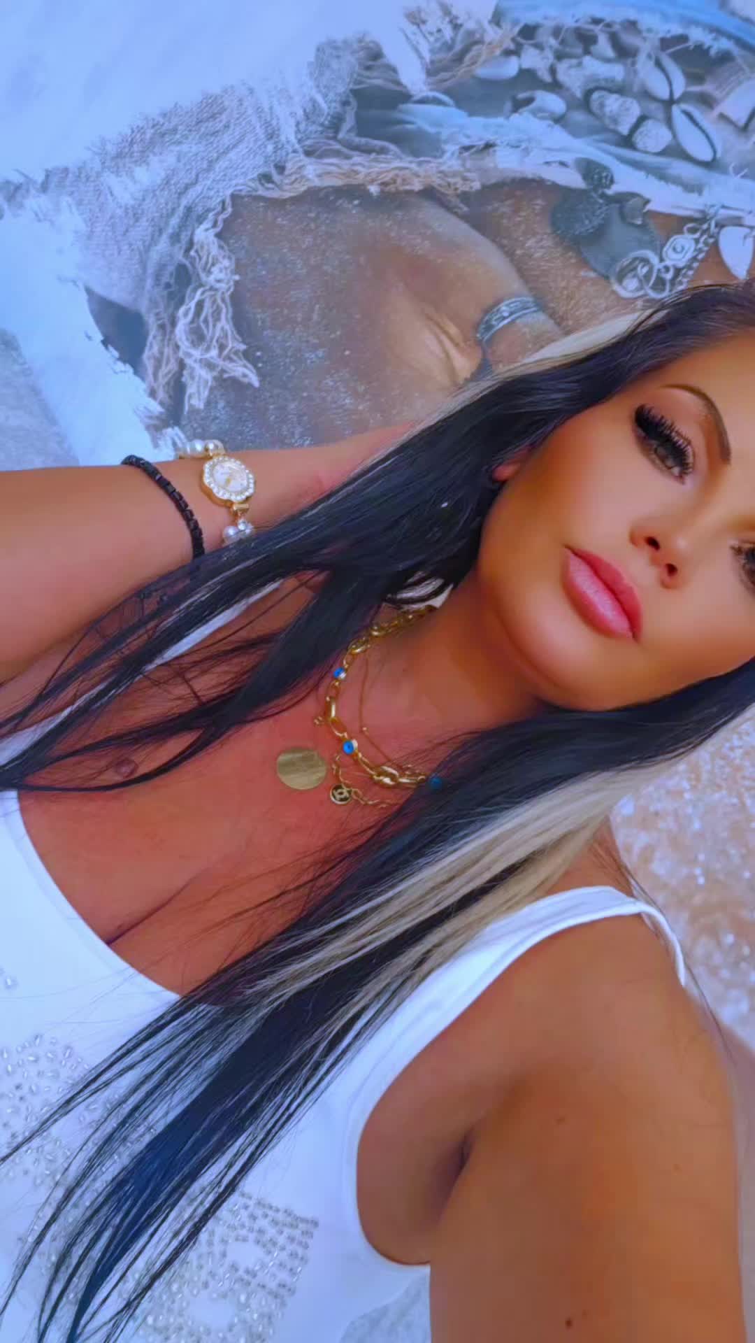 @Алёна