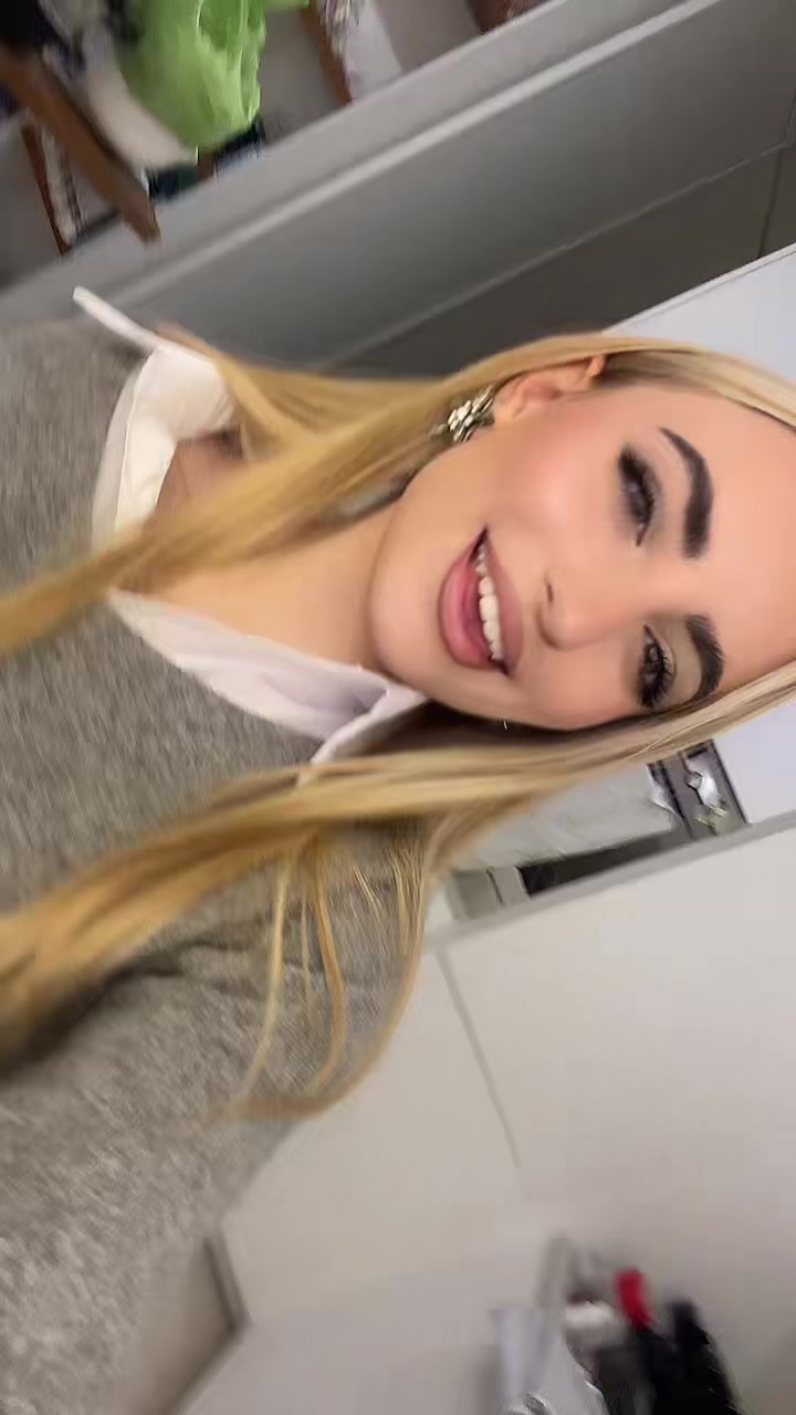 @Lucrezia