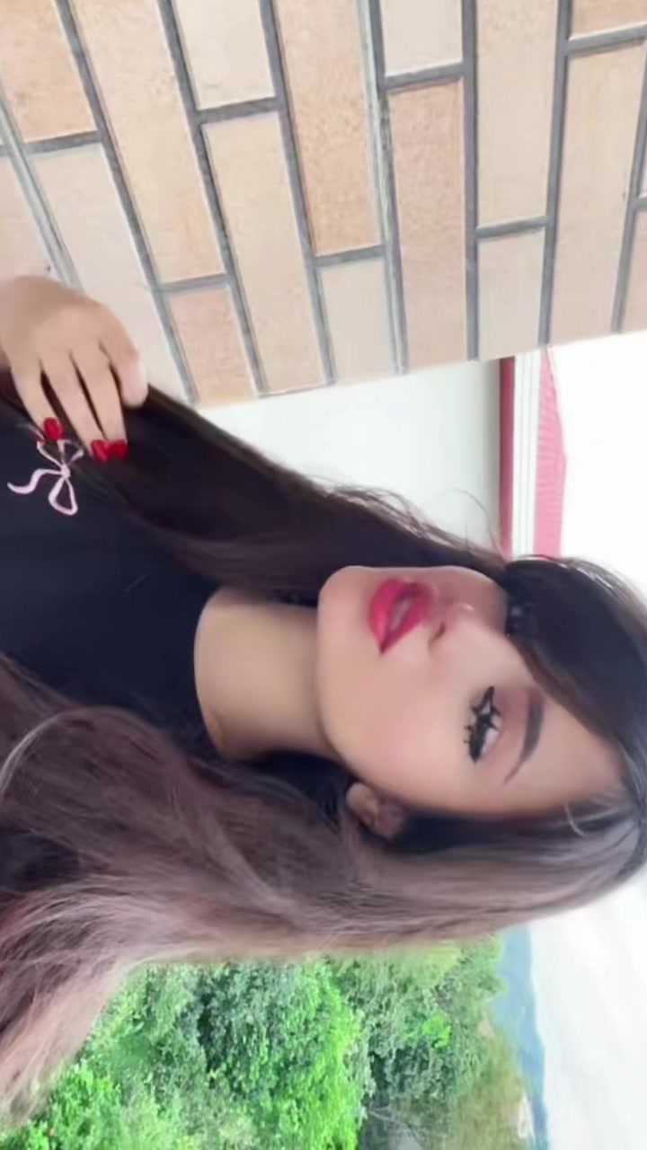@nazlitologar