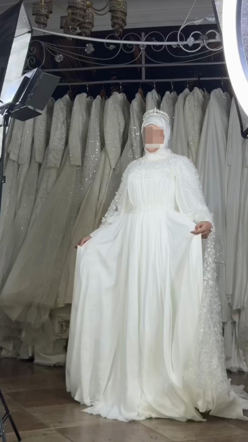 @SNOWWHITEDRESS ๐ฉ๐ฟ๐