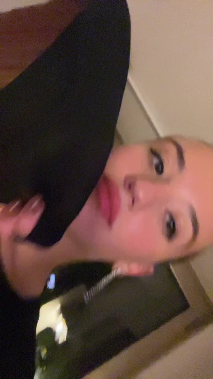 @Lisa Ferraro