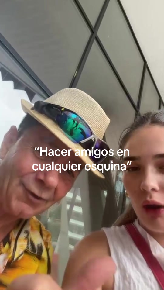 @helenasainzz