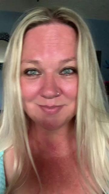 @Its Me I am Sherri🇨🇦❌🌻💛👑
