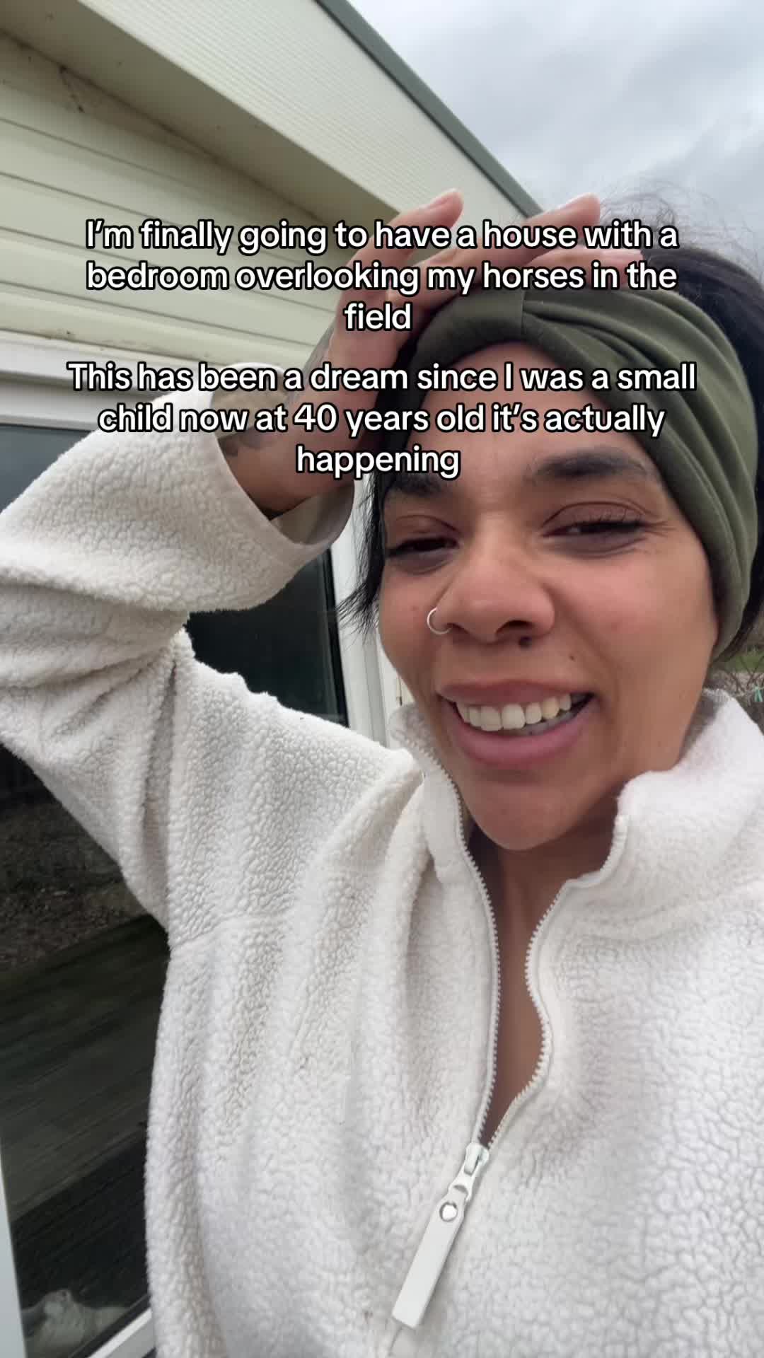 @Elise