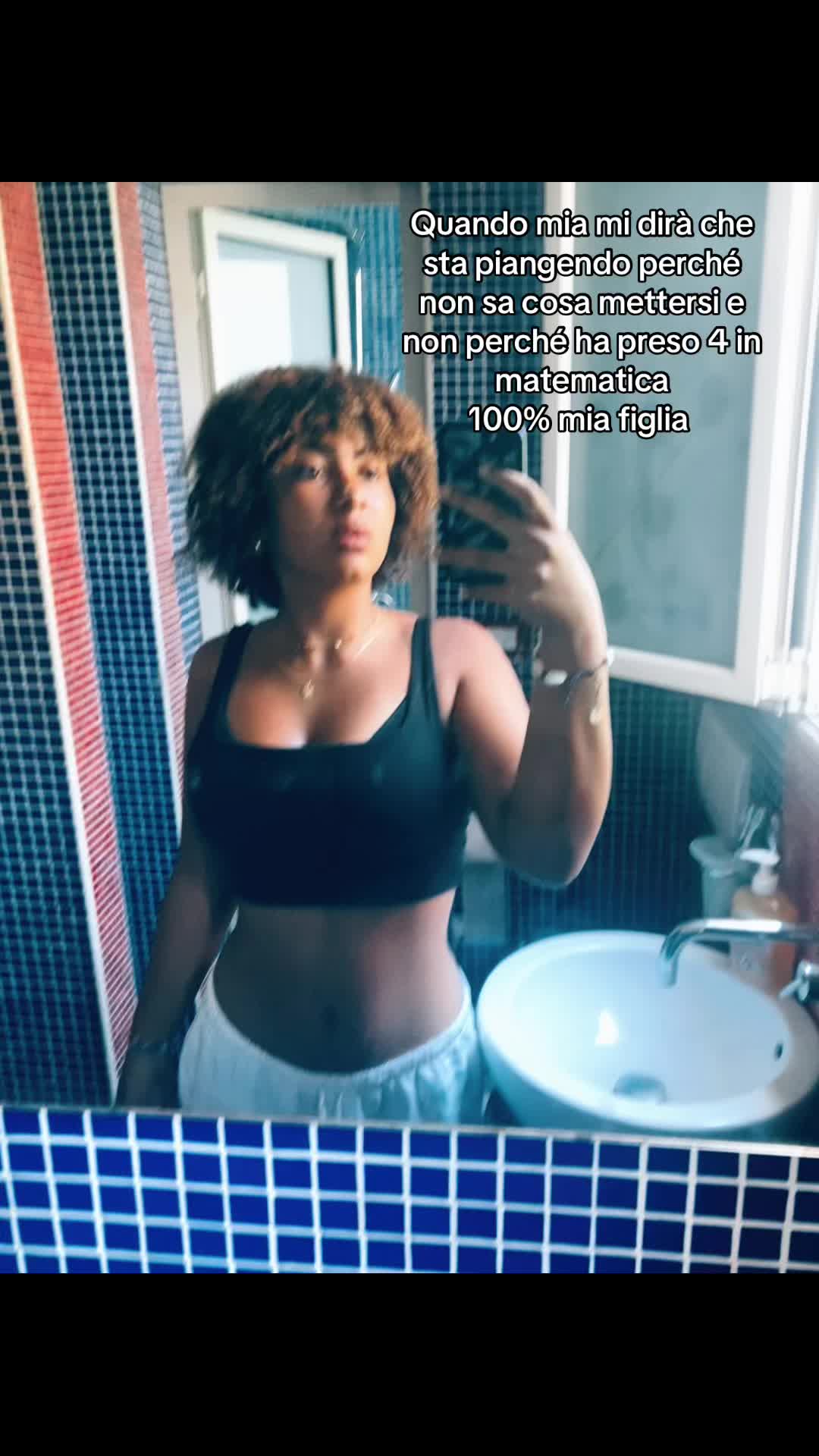 @roxane.duv