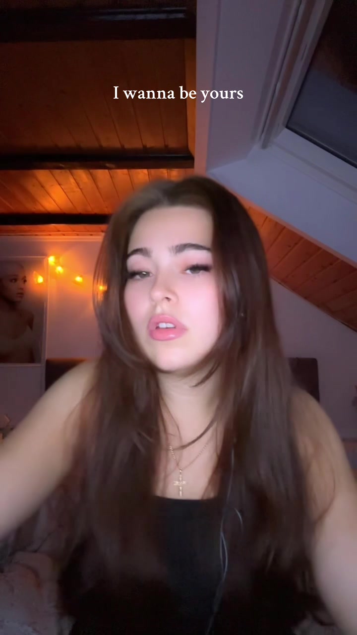 @𝐄𝐋𝐋𝐘