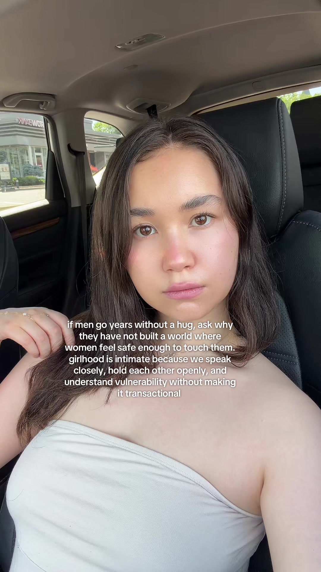 @EMMY ດາຣາ | feminist oracle