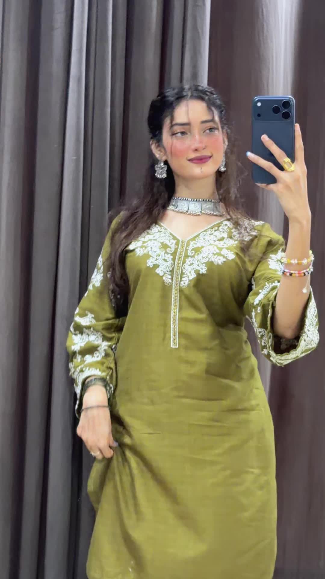 @FizaSiyal