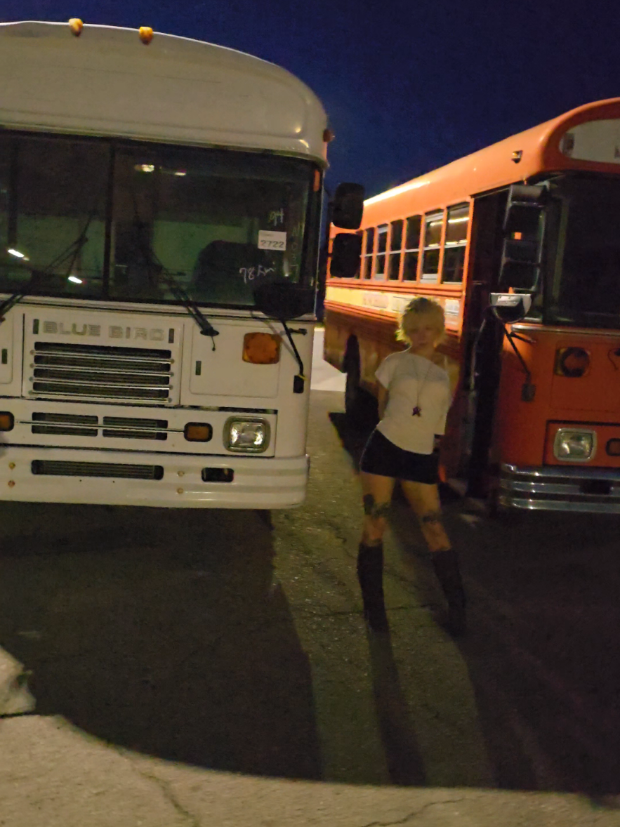 @BusandBunny