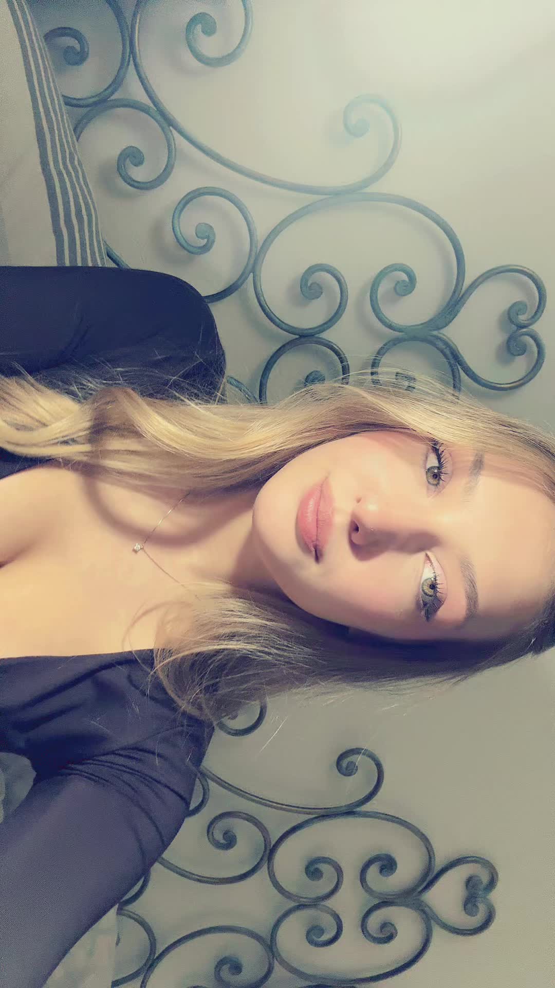 @rakhelinda