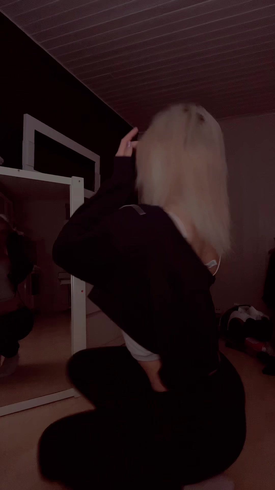 @Vee