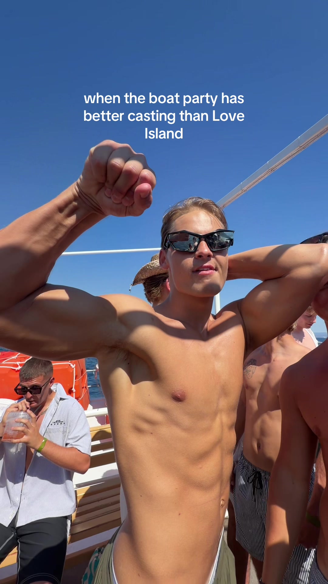 @Out To Sea - Split Boat Party