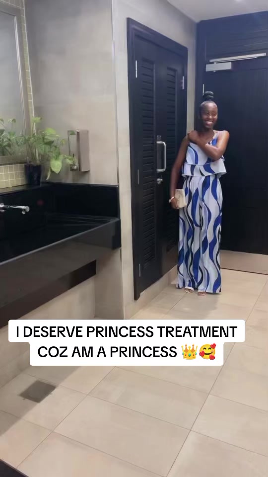 @👑 PRINCESS TRIX🦋