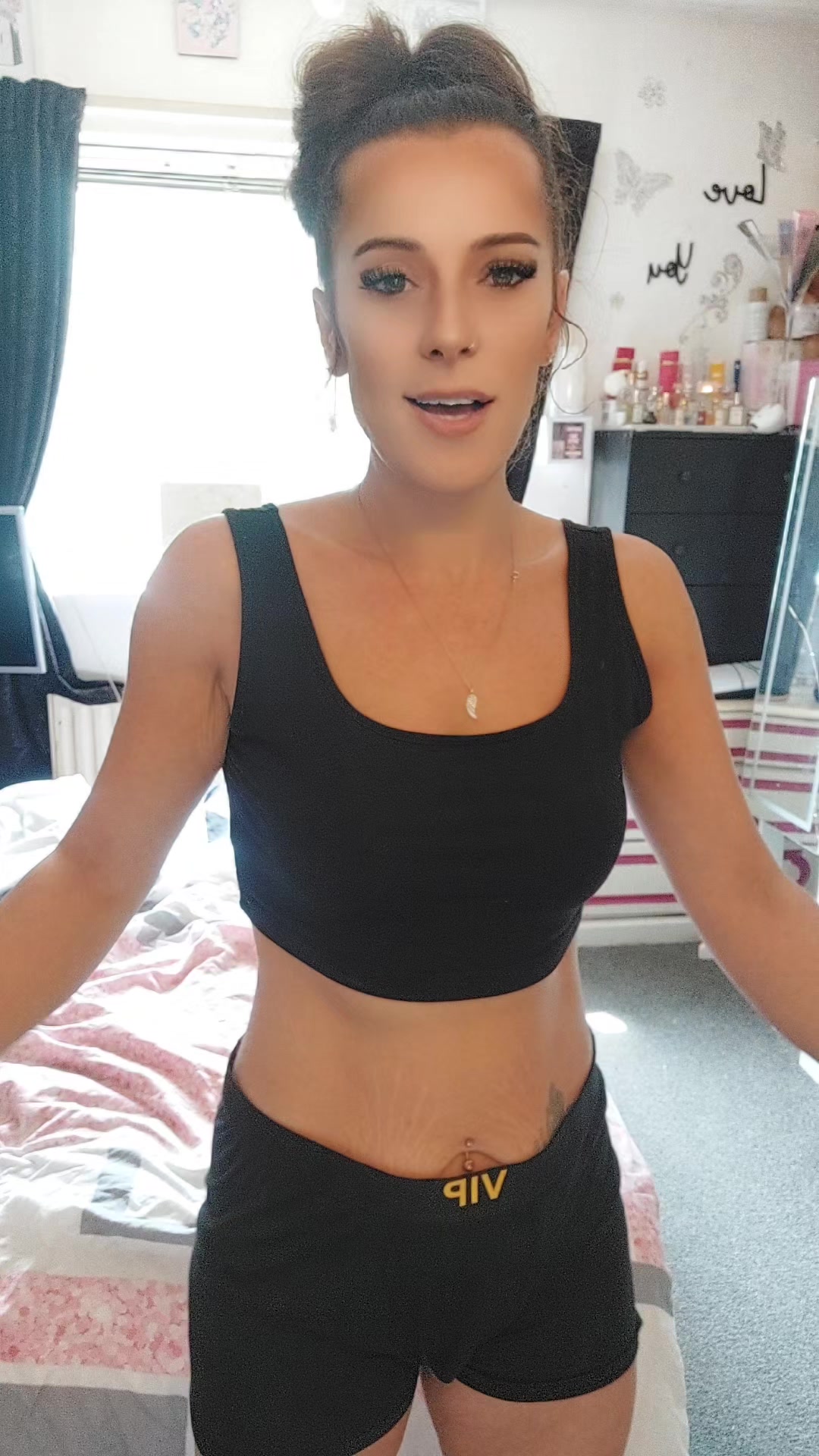 @Donna__0161