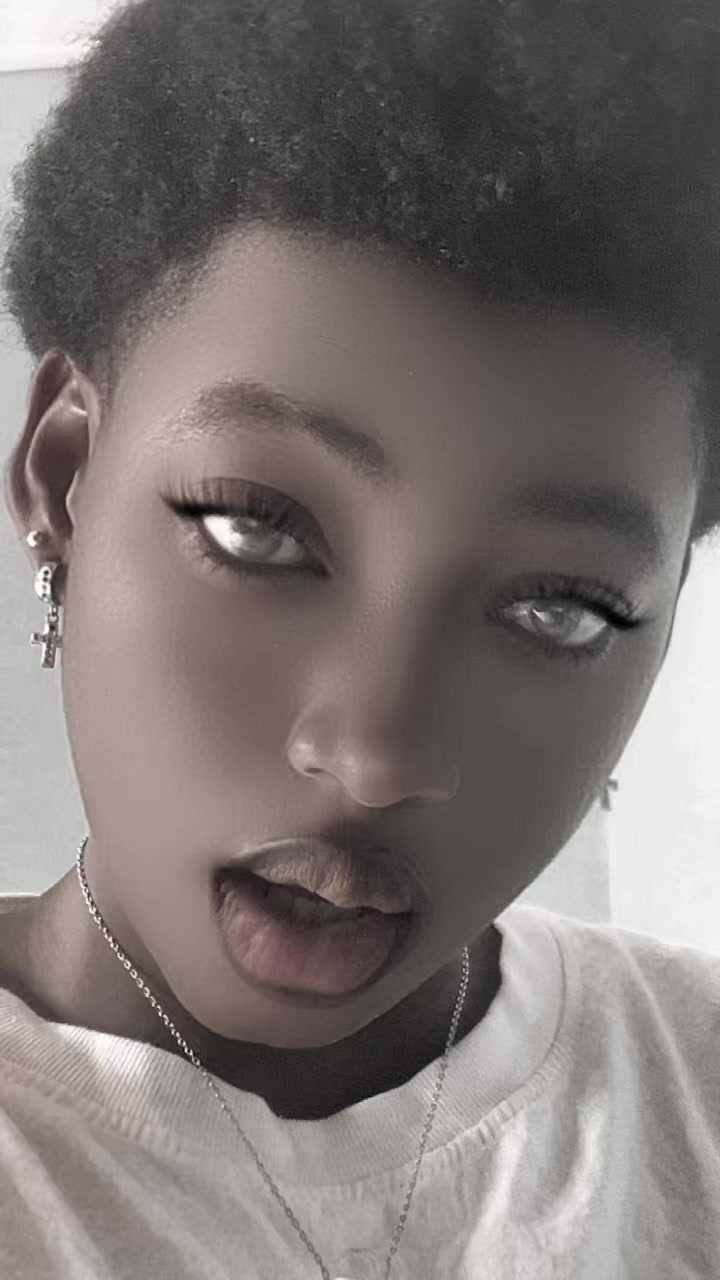 @🇧🇫chacha.liora.la2…🇨🇮🇨🇮
