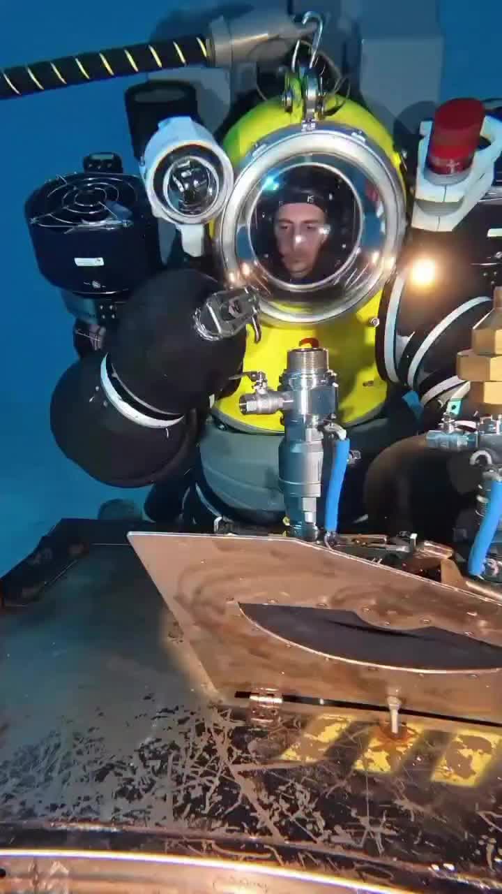@DEEPSEA LOCKER