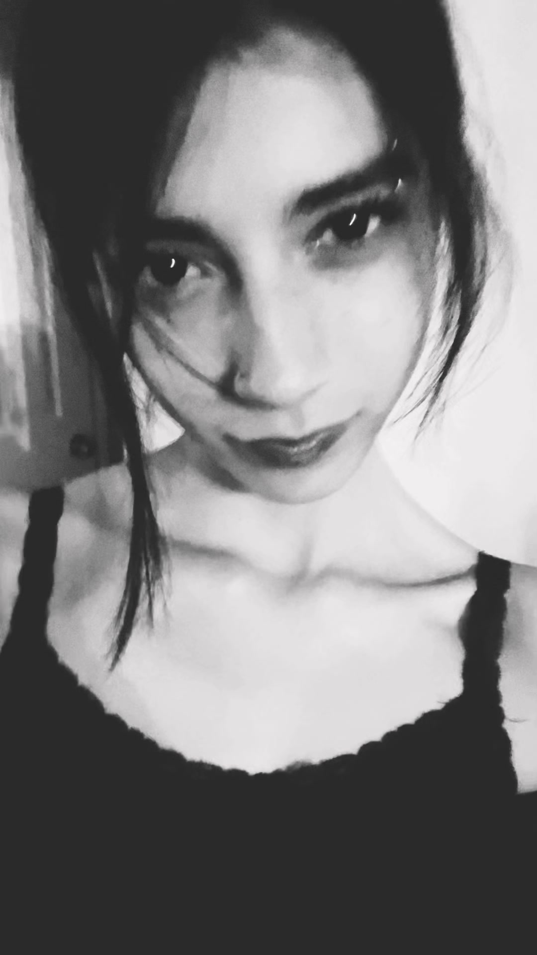 @*•*