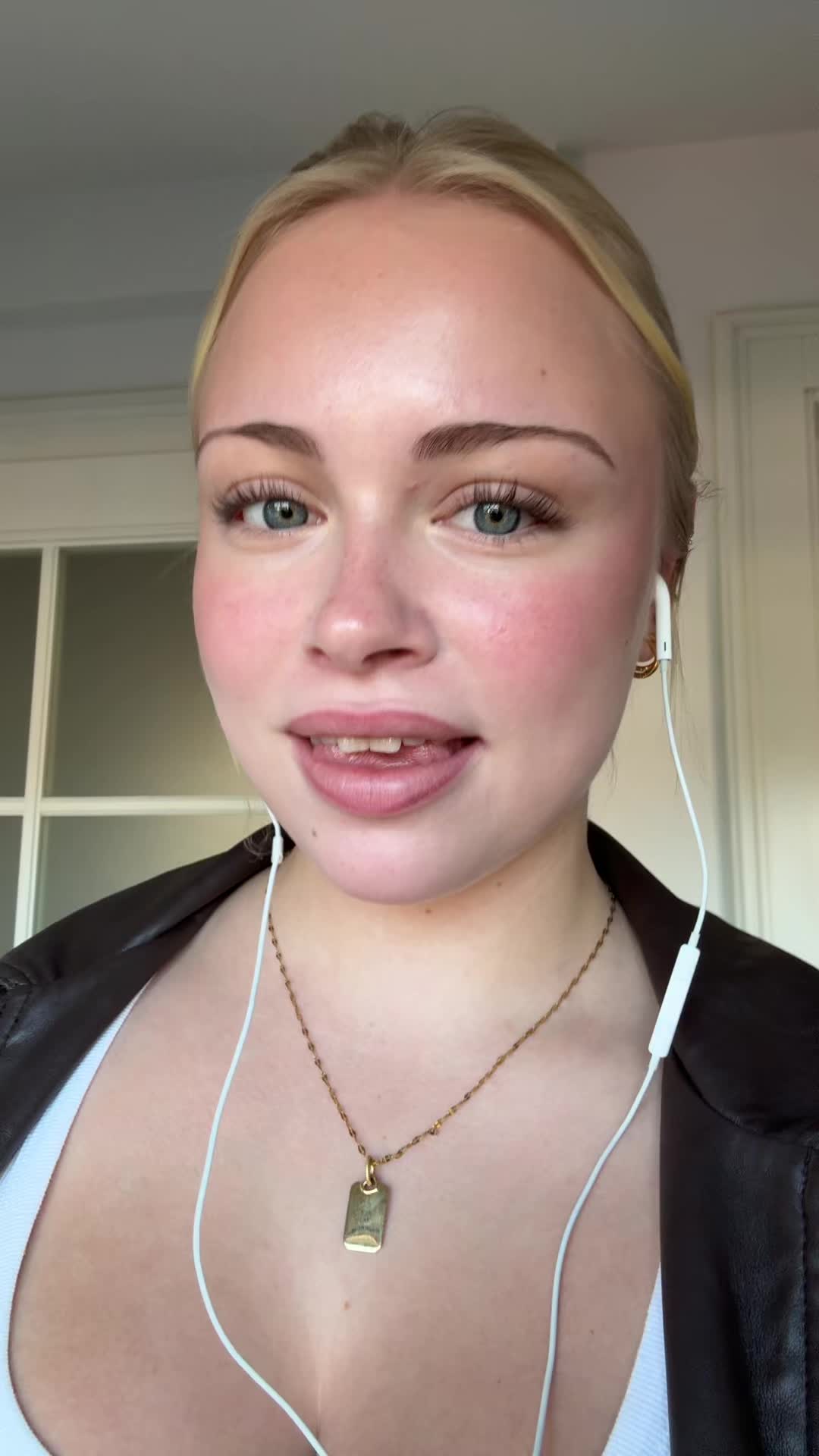 @sarah