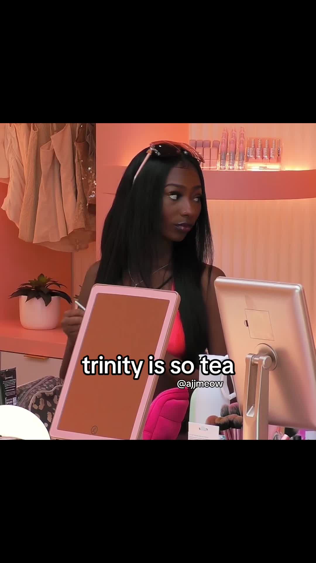 @໊