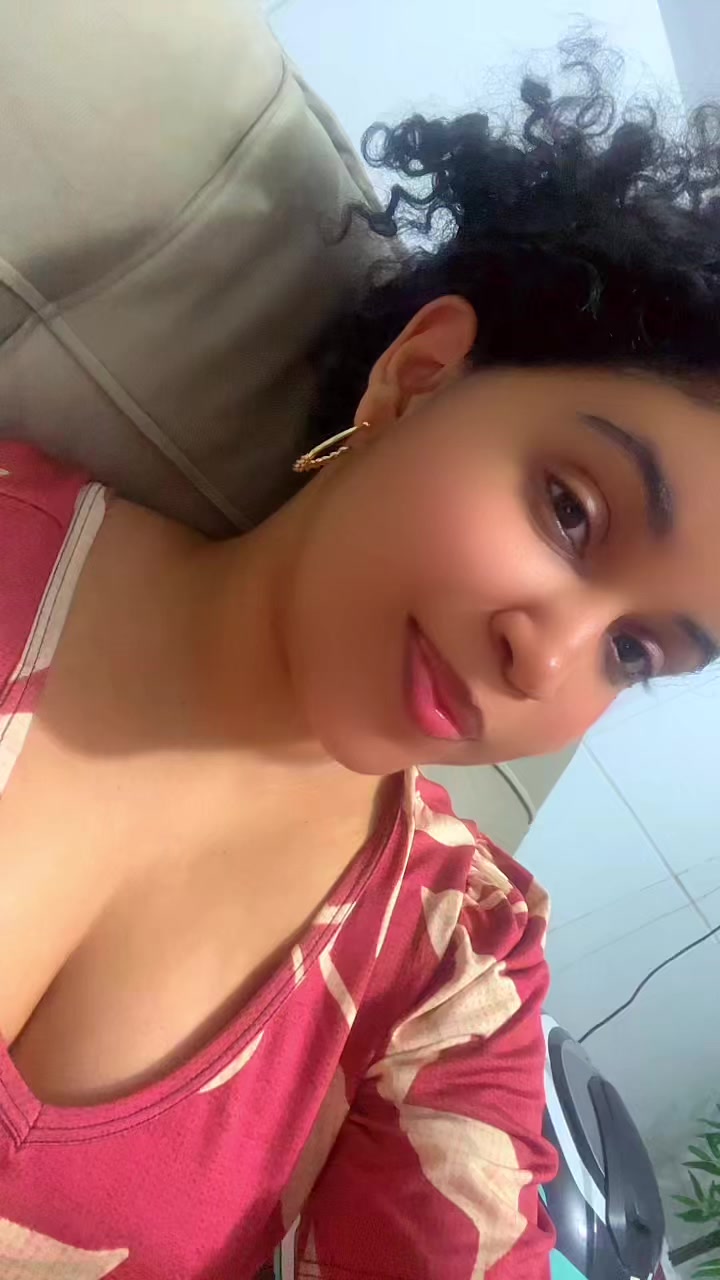 @Adriele Silva