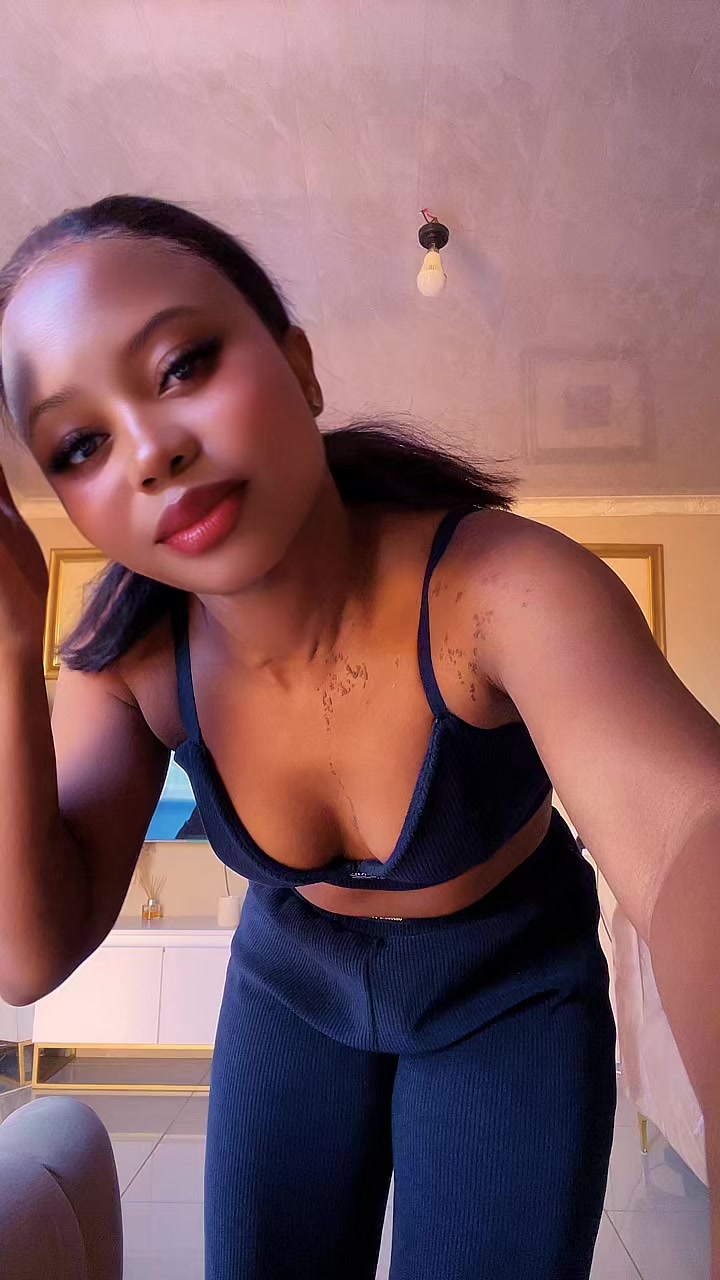 @ThandoDavidson❤