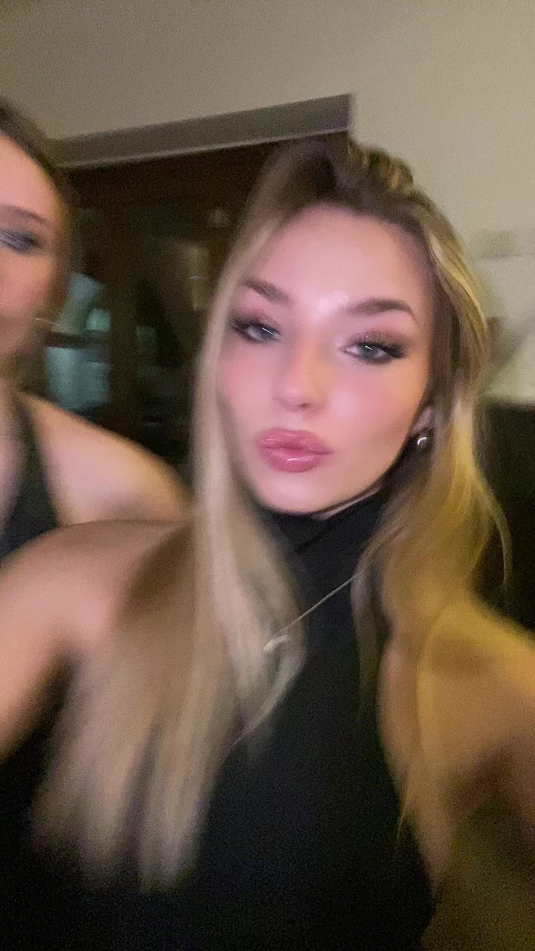 @dafneegovoni