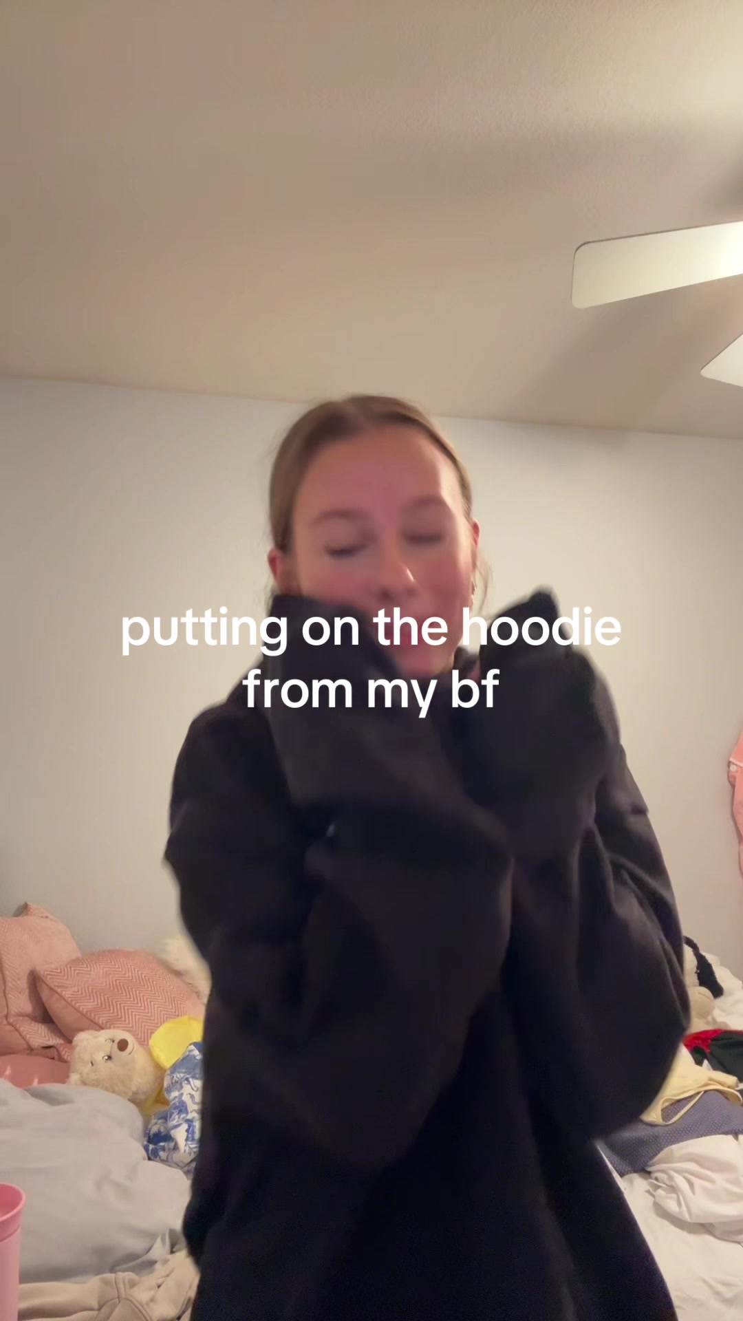 @izzietriesherbest